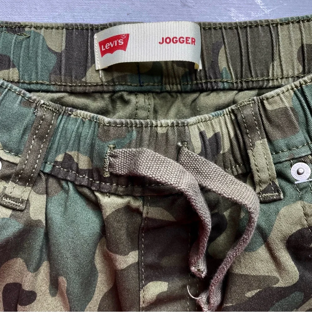 Levis levi’s levi